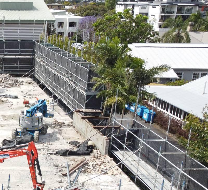 Containment scaffold and temporary works at the Ramada Hotel